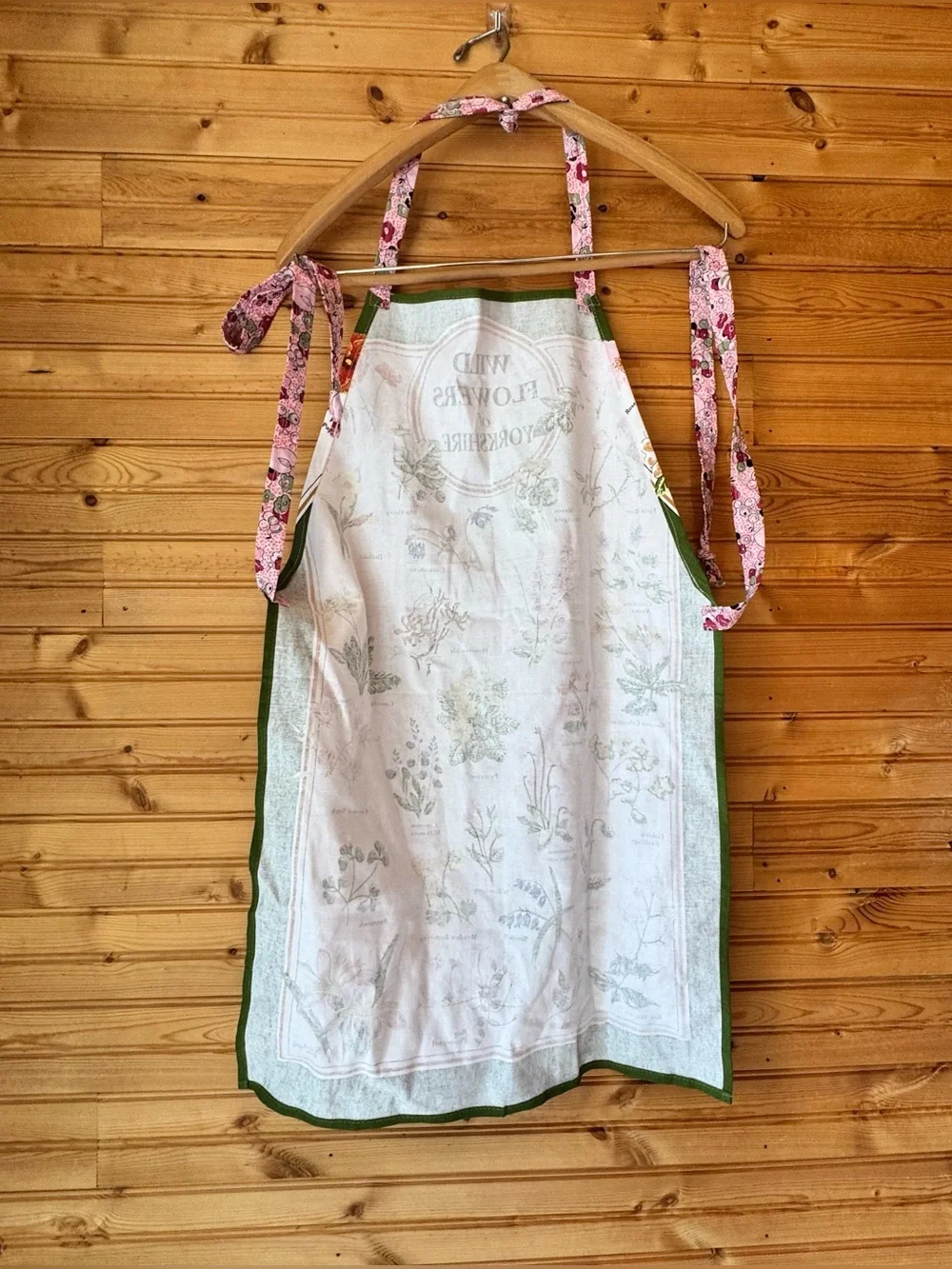 Clive Mayor Apron Wild Flowers of Yorkshire Green Floral Kitchen Apron Botanical